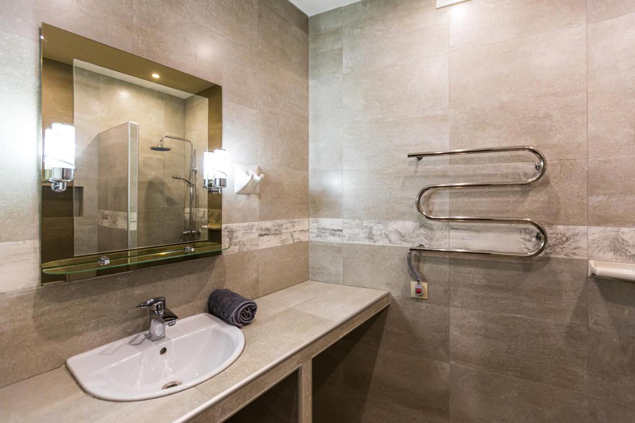 2 Kn. Romana Apartment Leopoli Esterno foto